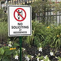 Keep solicitors away with LawnBoss sign