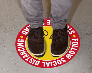 Social distancing floor sign