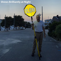 Led stop slow paddle with flourescent yellow reflective face