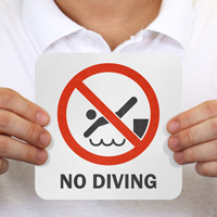 Swimming pool safety sign