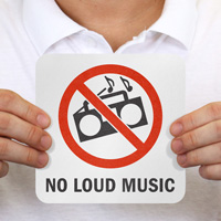 Pool marker: No loud music