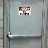 Spanish danger notice No ingresar - Peligro