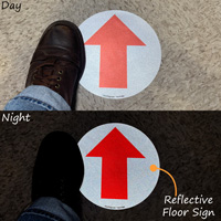 Up Arrow 17in. Diameter SlipSafe™ Floor Sign
